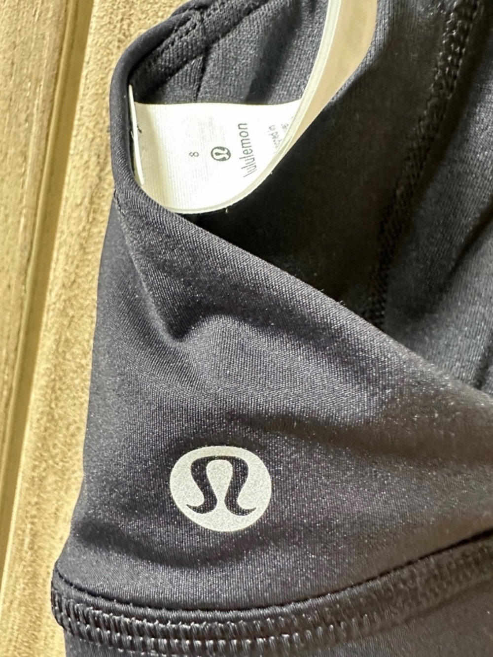 NWT lululemon Women’s Strong At Heart Bra Sport Top Size 8 Black Sports Bra NEW - Picture 5 of 8